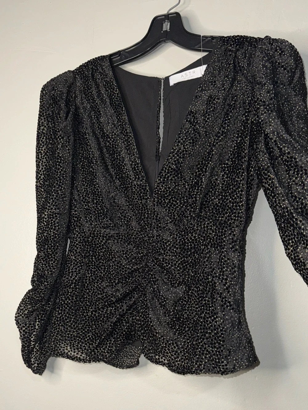 Astr Black V-Neck Puff Sleeve Blouse